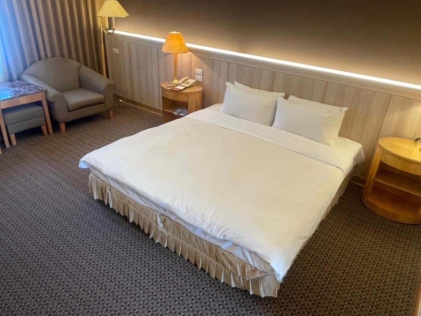 Chuto Plaza Hotel Taoyuan Bagian luar foto
